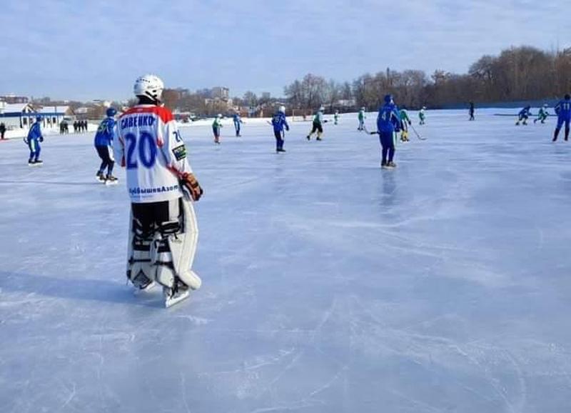 �������� ���� ������� ����������: � ������� �������� ������ ���� ���������� ���������� �� ������ � �����, ������ - ��� ���������� ����