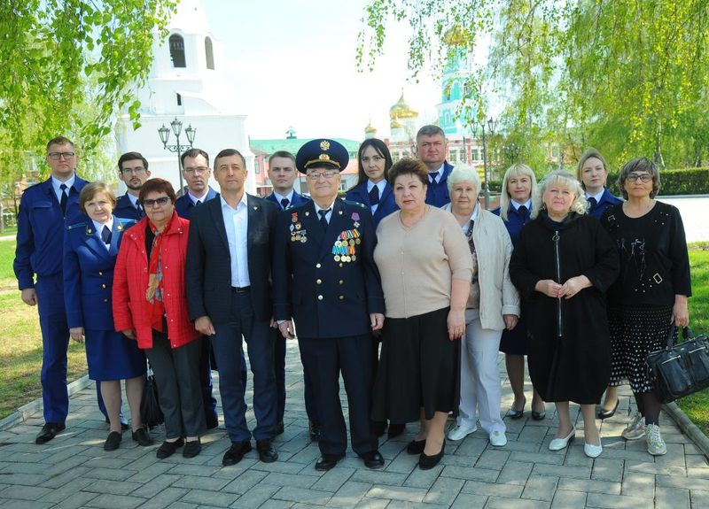 ��� ������ ������� ��������� ������� ���������� � �������� ����������� �����������