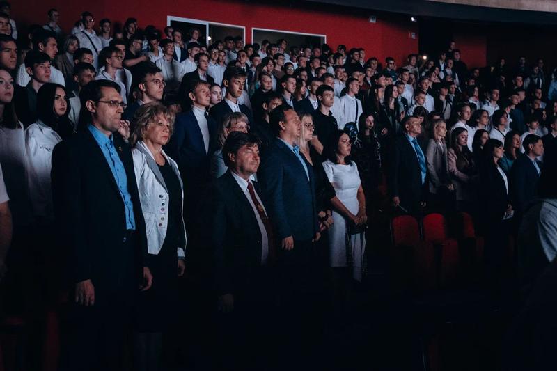 ���, ���������� ��������, ��������� �������������: �� ���-�� ������ ����� ��������� �������-�������� � �������