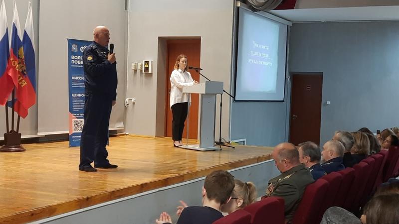 � ���� ������ ������� ������ � ������� �������� � � ��� ����������� ������, � � �������� �������� - ������ ���