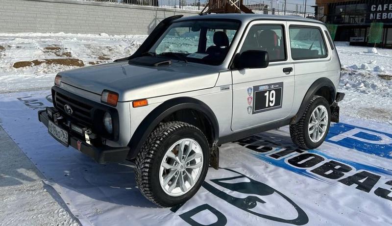 ���� - �� ��������� � Granta: ������ Niva Sport �������� ������� ����� � ����� �����