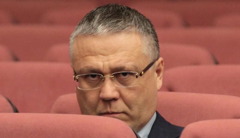 �������� ������ ������������������ ��������� ������������, �������� ����� ������ ��������� � ��������, � ����� �� ���� ������������ �������