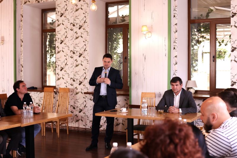 �������� ������ � �������: ������ ����������� ������ ������� ���� ��������� � ����������������� �������