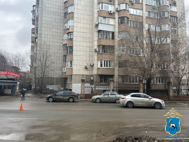 � ��������� ������� 11-������ ��������� ��� ������ � �������� ����� ���