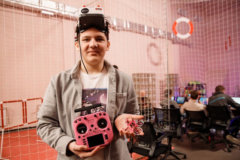 ������� ����������� ������� ������ ����� � ����� ������ ������� ������ �� ������������ ����� �IQ ��λ