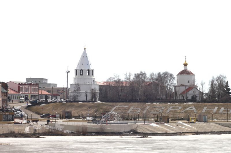 � ��������� ������� ����� ��������� � ����������� �������